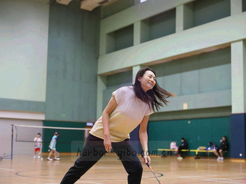 YIBO体育苹果端搜索框与数据同步示意